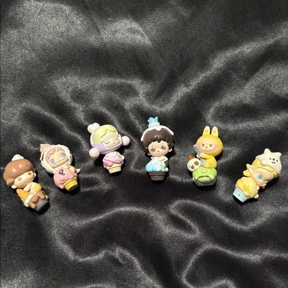 POP MART POP BEAN Bundle of 6 POP Beans - Picture 3 of 16